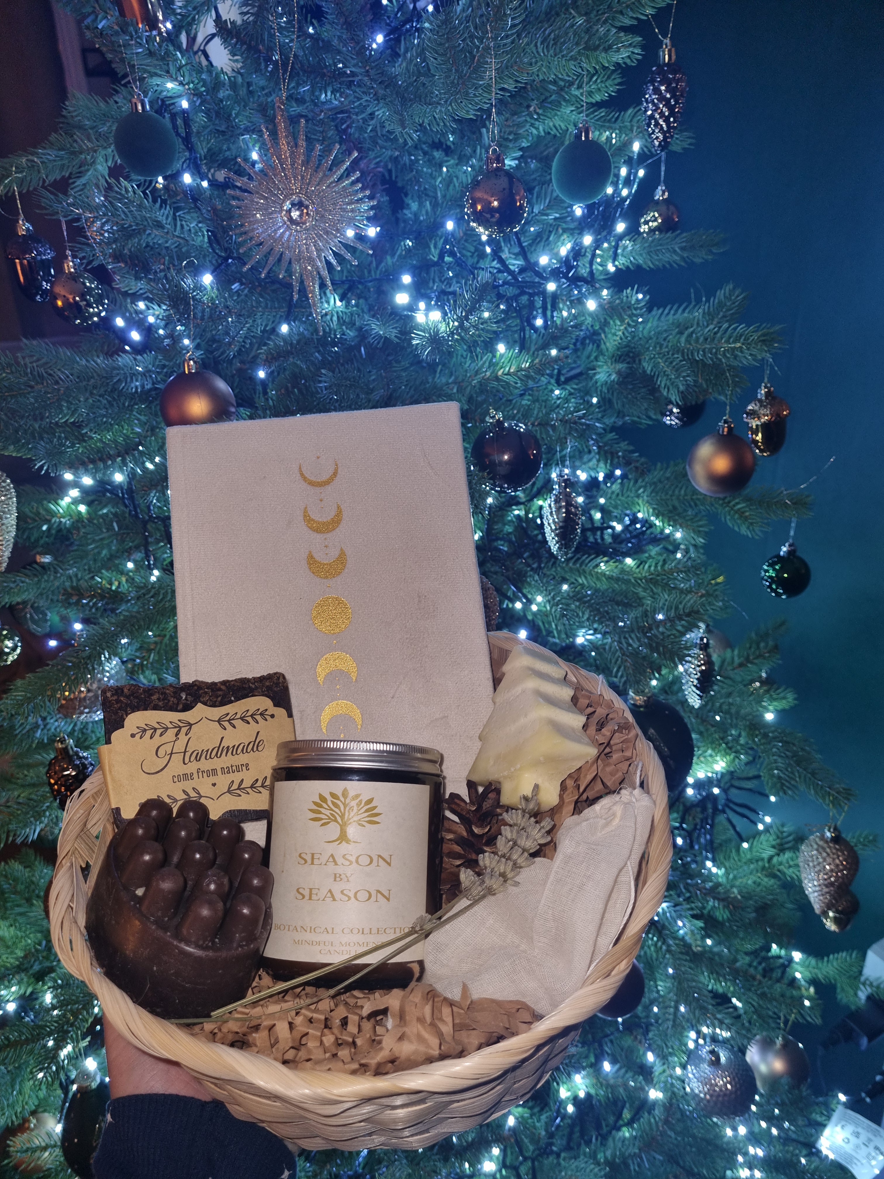 Mindful Moments selfcare gift set